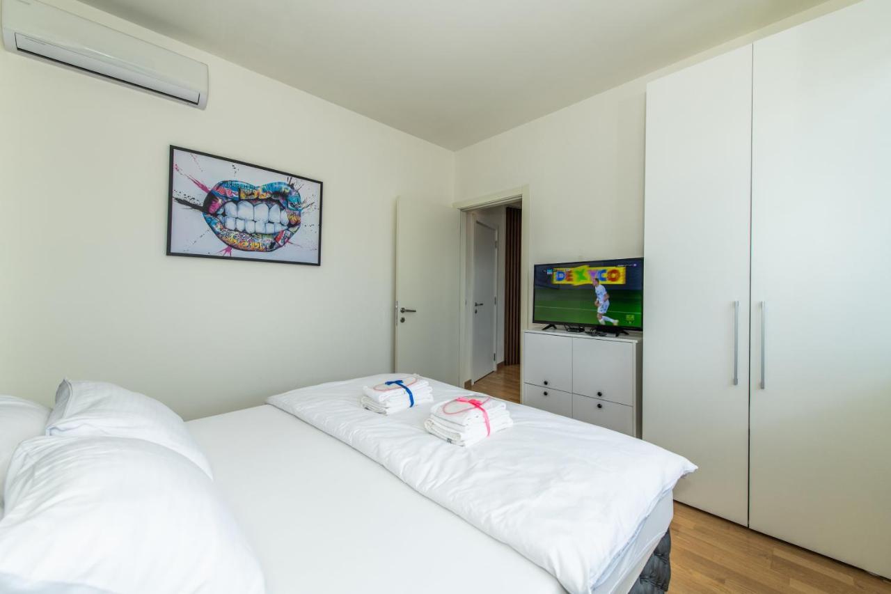 Apartment Luxury In Waterfront With Views *