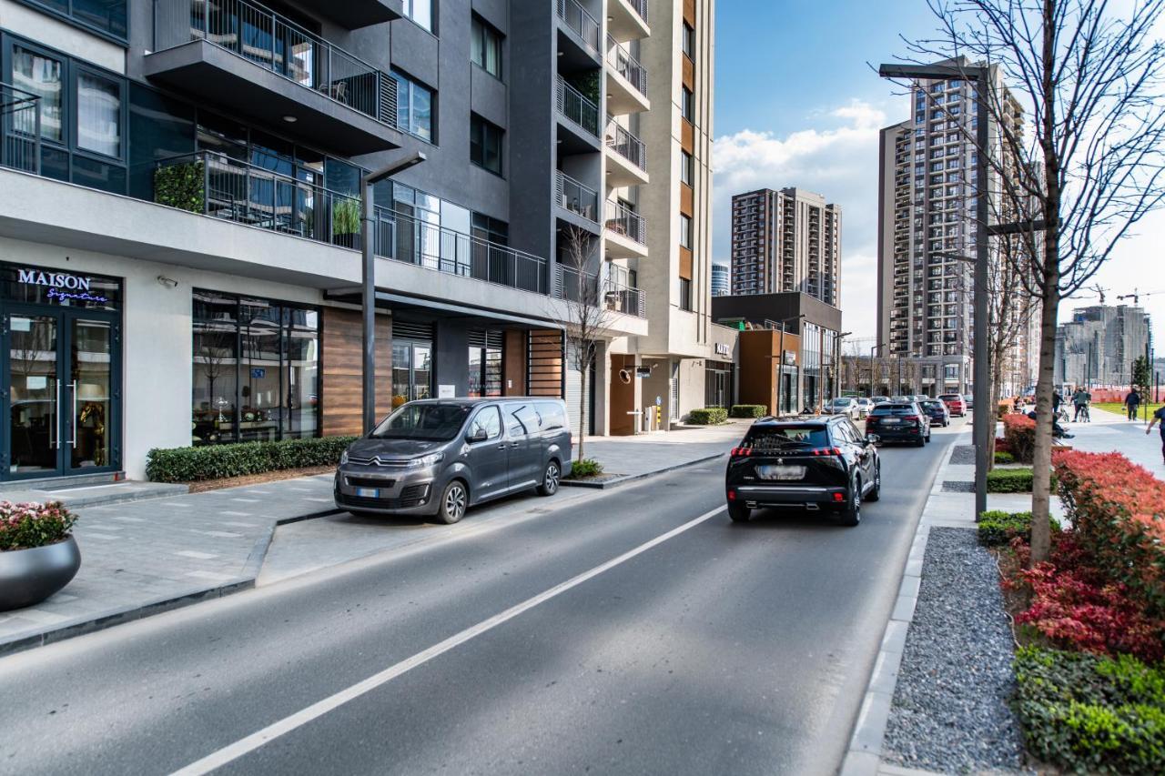 Apartment Luxury In Waterfront With Views Belgrade