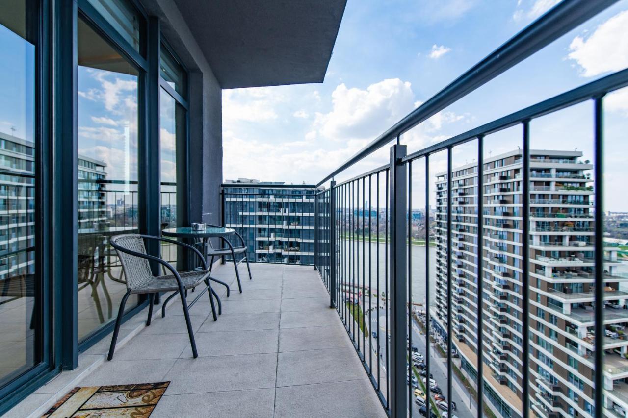 Luxury In Waterfront With Views Apartment Belgrade